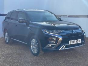 MITSUBISHI OUTLANDER 2019 (19) at Westaway Motors Northampton