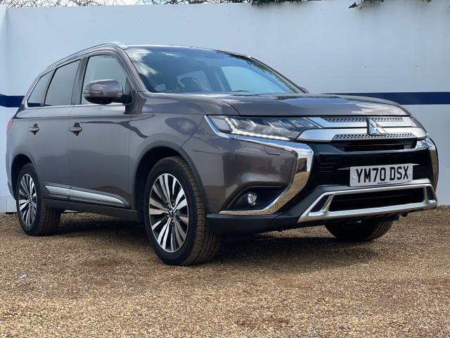 Mitsubishi Outlander 2.0 Exceed 5dr CVT Estate Petrol BROWN