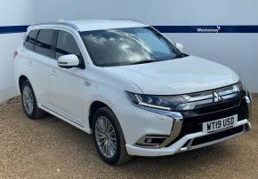 MITSUBISHI OUTLANDER 2019 (19) at Westaway Motors Northampton
