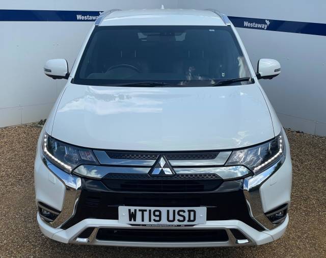 2019 Mitsubishi Outlander 2.4h TwinMotor 13.8kWh 4h CVT 4WD Euro 6 (s/s) 5dr