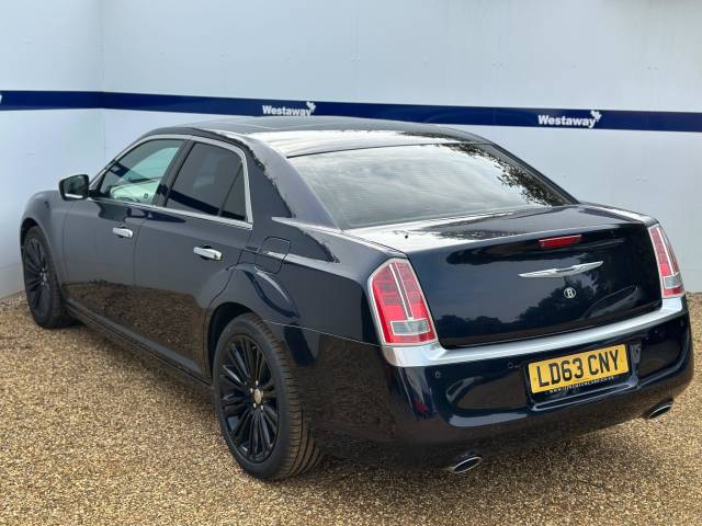 2013 Chrysler 300C 3.0 V6 CRD Executive 4dr Auto