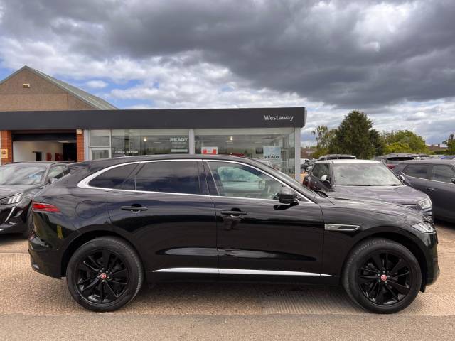 2021 Jaguar F-Pace 2.0 D200 R-Dynamic SE 5dr Auto AWD