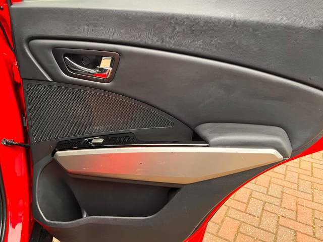 SsangYong Tivoli 1.6 D ELX 5dr Hatchback Diesel RED