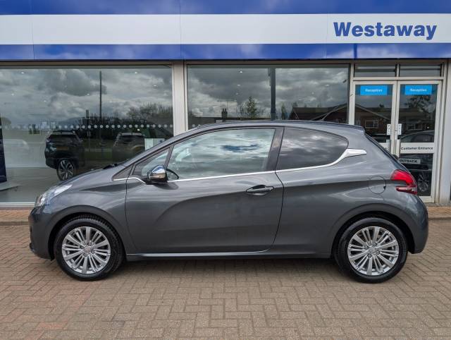 2016 Peugeot 208 1.2 PureTech 82 Allure 3dr