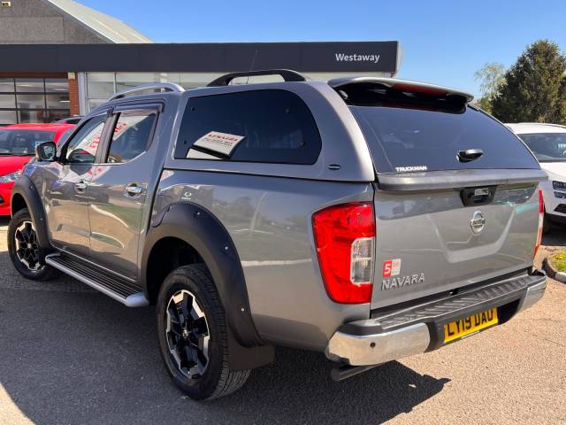 2019 Nissan Navara Double Cab Pick Up Tekna 2.3dCi 190 TT 4WD Auto