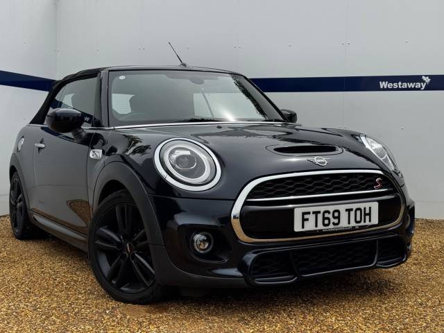 Mini Convertible 2.0 Cooper S Sport Steptronic Euro 6 (s/s) 2dr Convertible Petrol Black