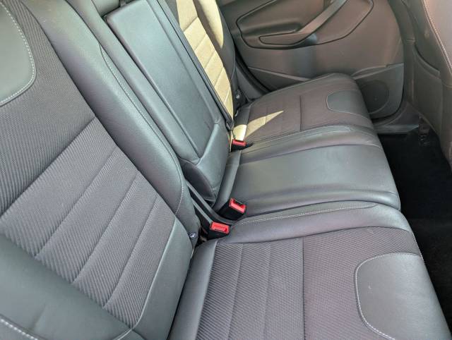 2015 Ford Kuga 2.0 TDCi 180 Titanium 5dr Powershift