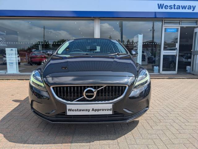2017 Volvo V40 2.0 T2 [122] Momentum 5dr