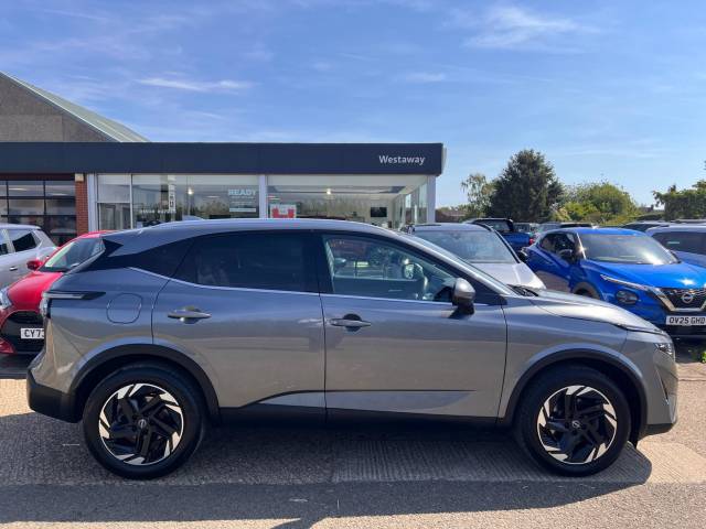 2024 Nissan Qashqai 1.3 DiG-T MH 158 N-Connecta 5dr Xtronic