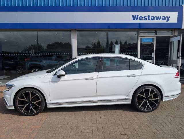 2016 Volkswagen Passat 2.0 TDI SCR 190 R-Line 4dr DSG