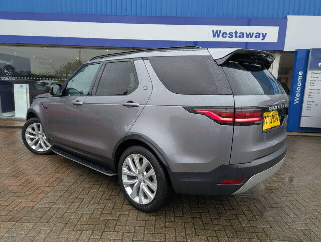 2023 Land Rover Discovery 3.0 D300 SE Commercial Auto