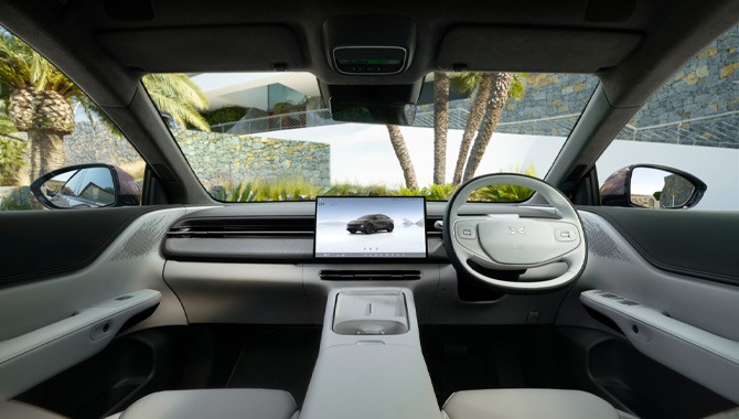 NEW XPENG G6 - Interior