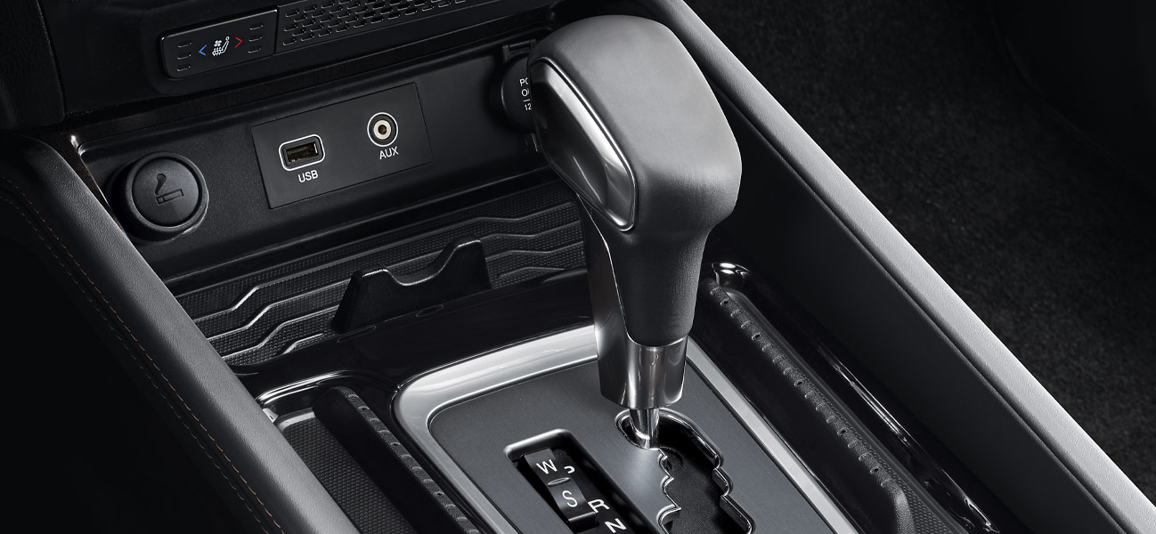 6 Speed Manual or Automatic Gearbox