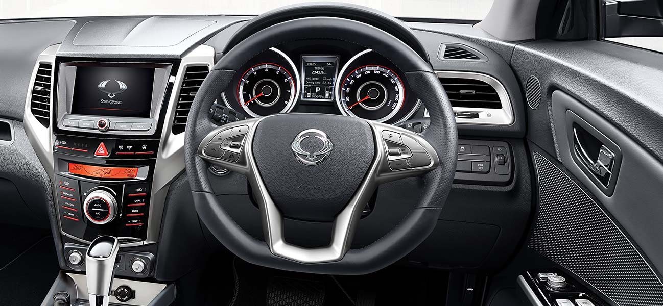 D-cut Steering Wheel